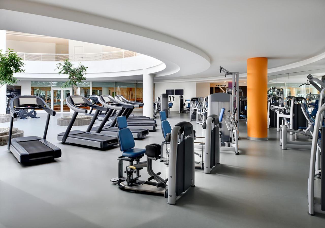 Resort Moevenpick 5*