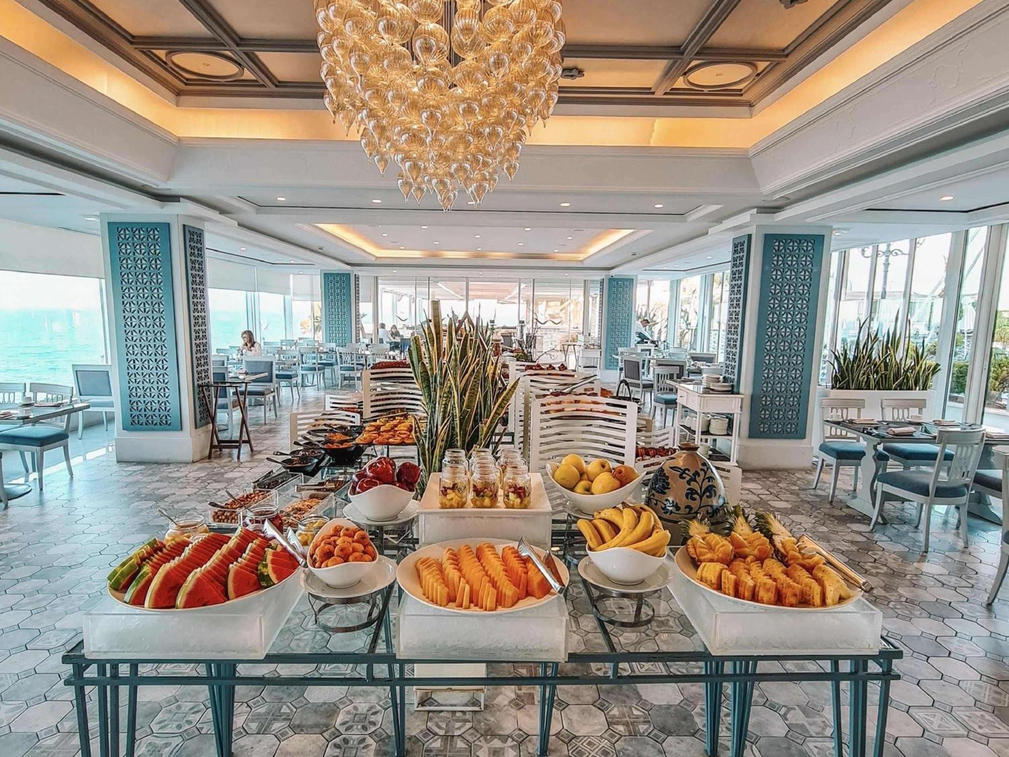 Resort Moevenpick 5*