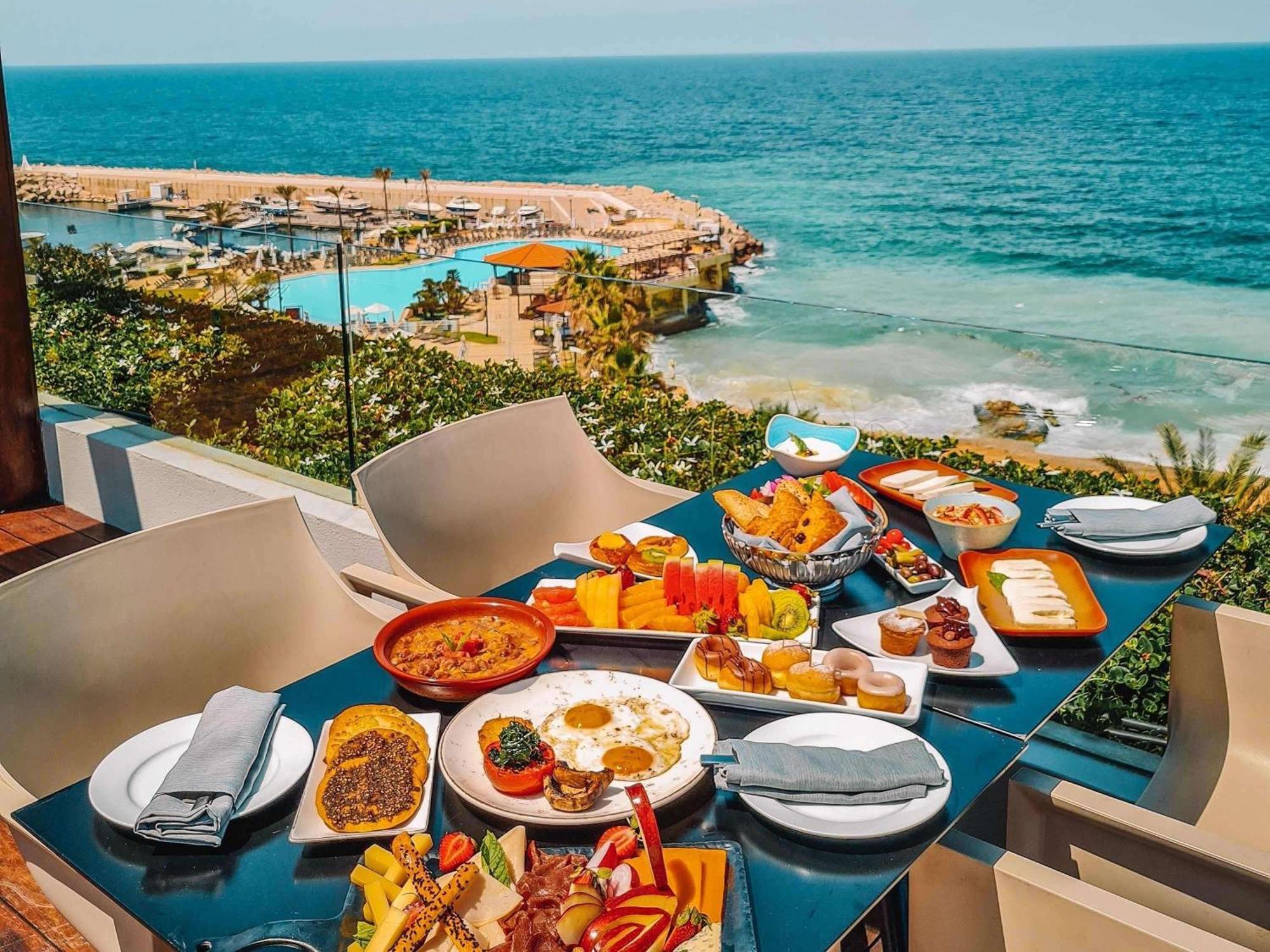 Moevenpick Resort 5*