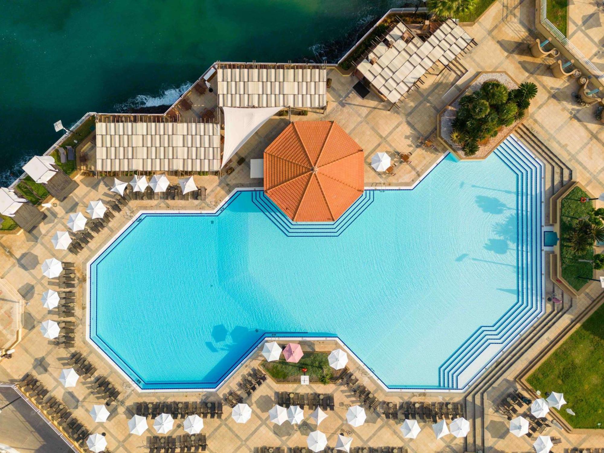 Moevenpick Resort Beirut