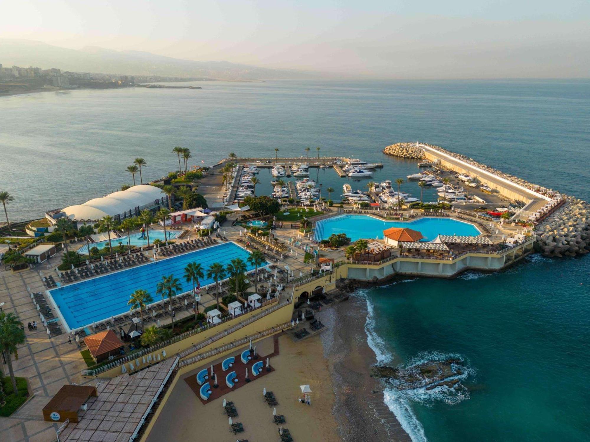 Moevenpick Resort 5*