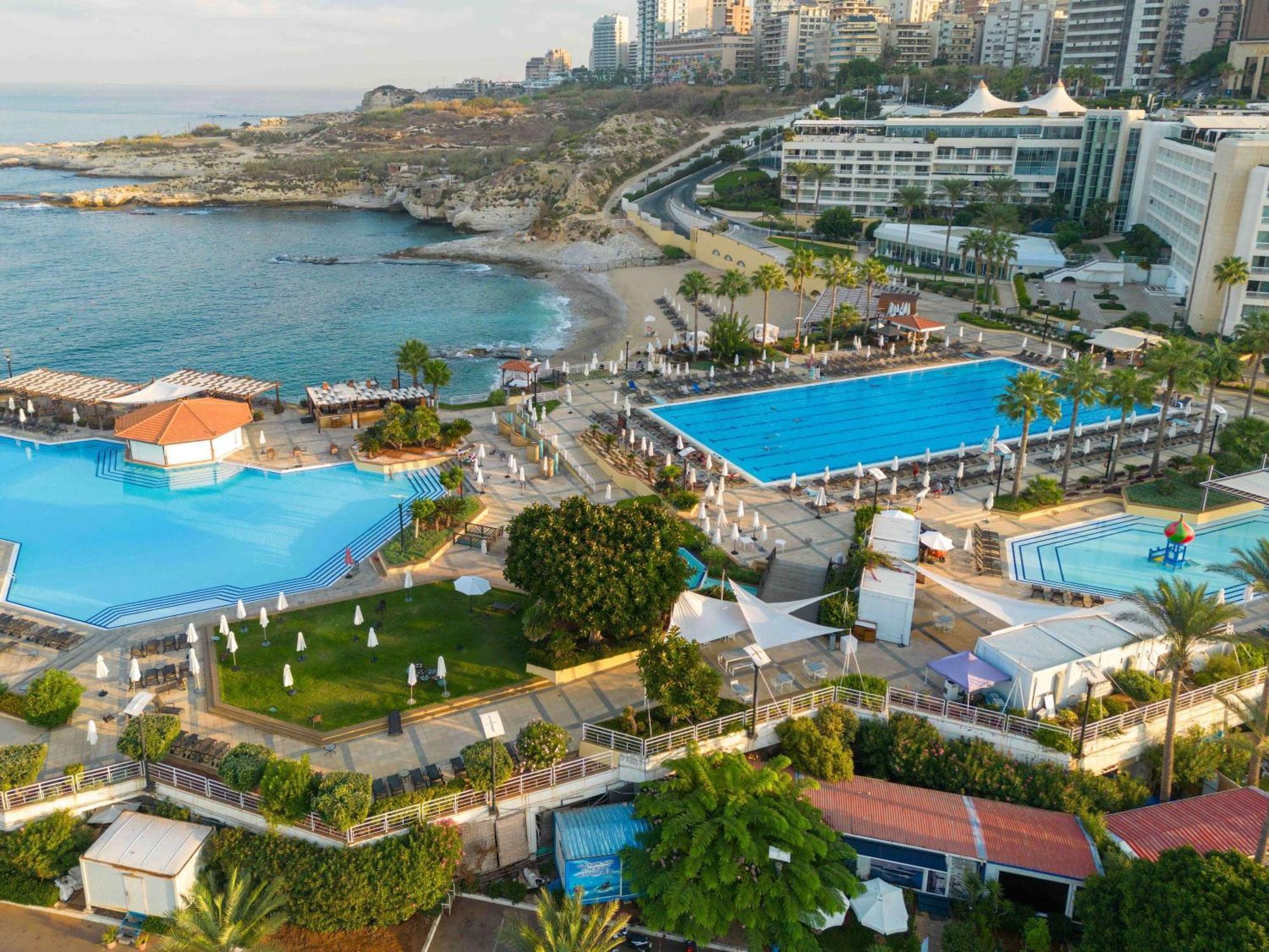 Moevenpick Resort 5*
